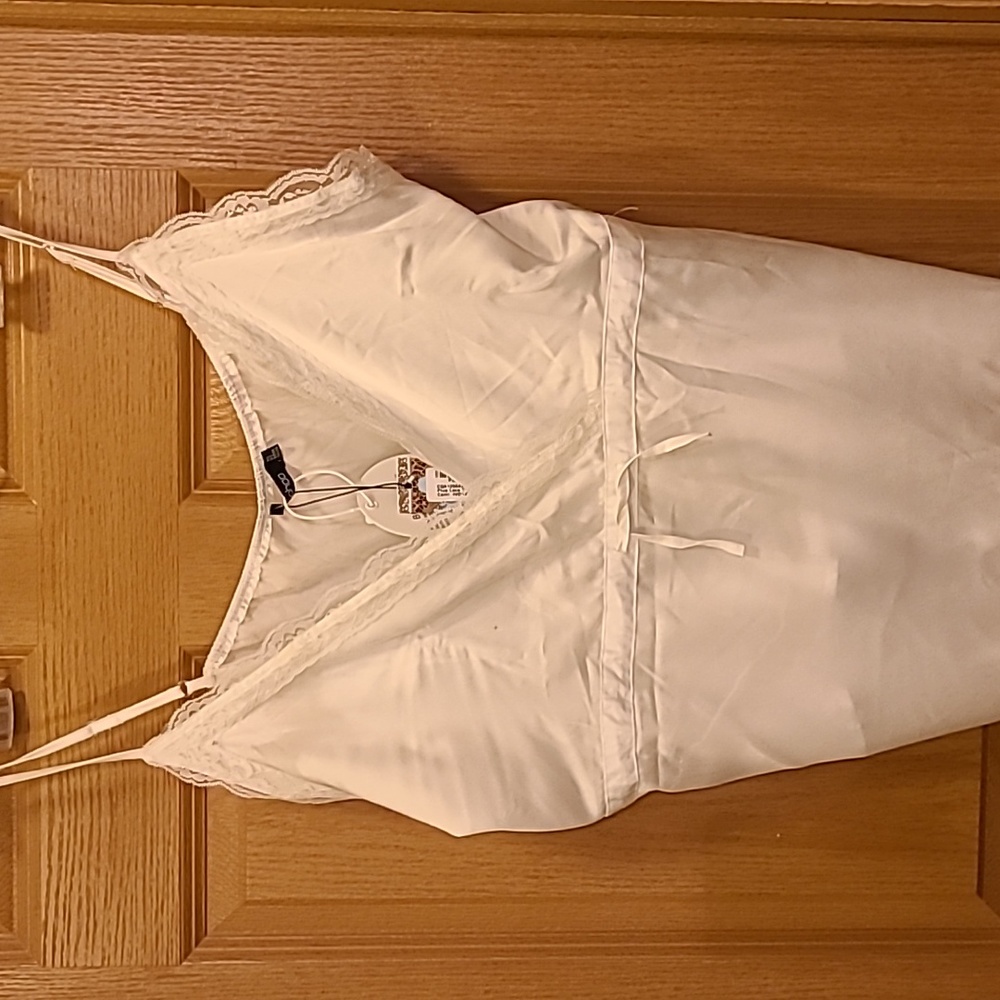 BOOHOO white cami